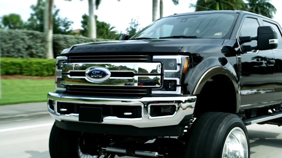 Ford Super Duty 17-19 Projector Headlights White OLED DRL, Scanning Amber LED Turn Signals - SMOKED LENS