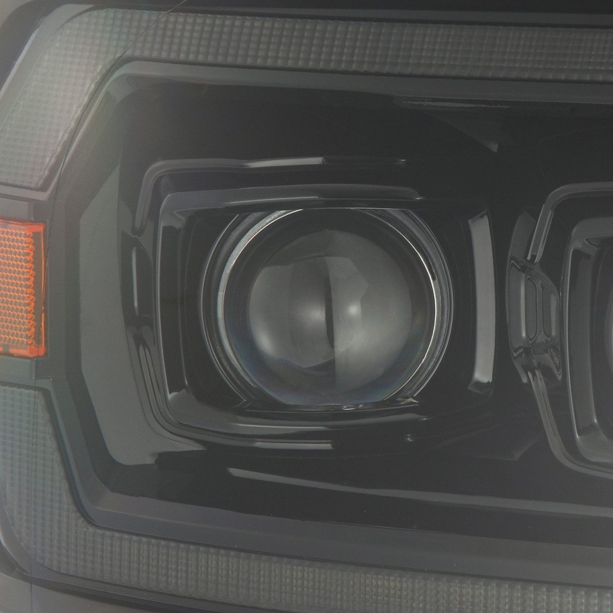 04-08 Ford F150 / 06-08 Lincoln Mark LT PRO-Series Halogen Projector Headlights Alpha-Black