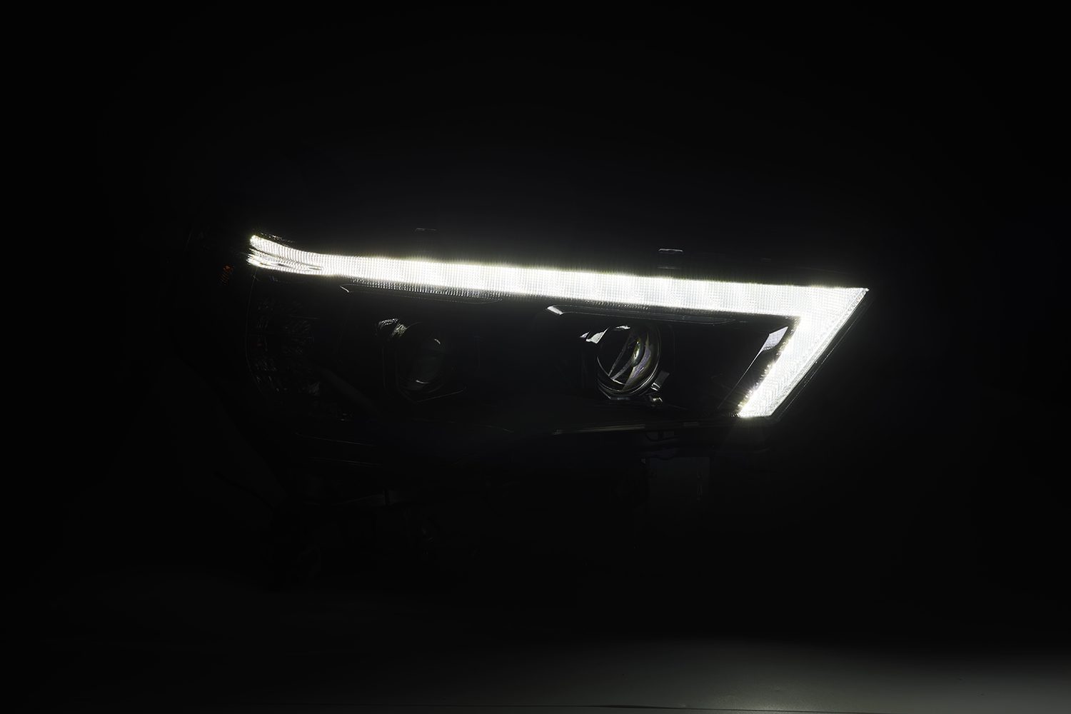 14-24 Toyota 4Runner MK II LUXX-Series LED Projector Headlights Alpha-Black