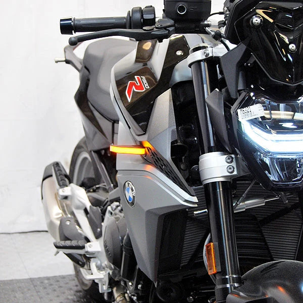 BMW F900R Front Turn Signals (2020 - Present)