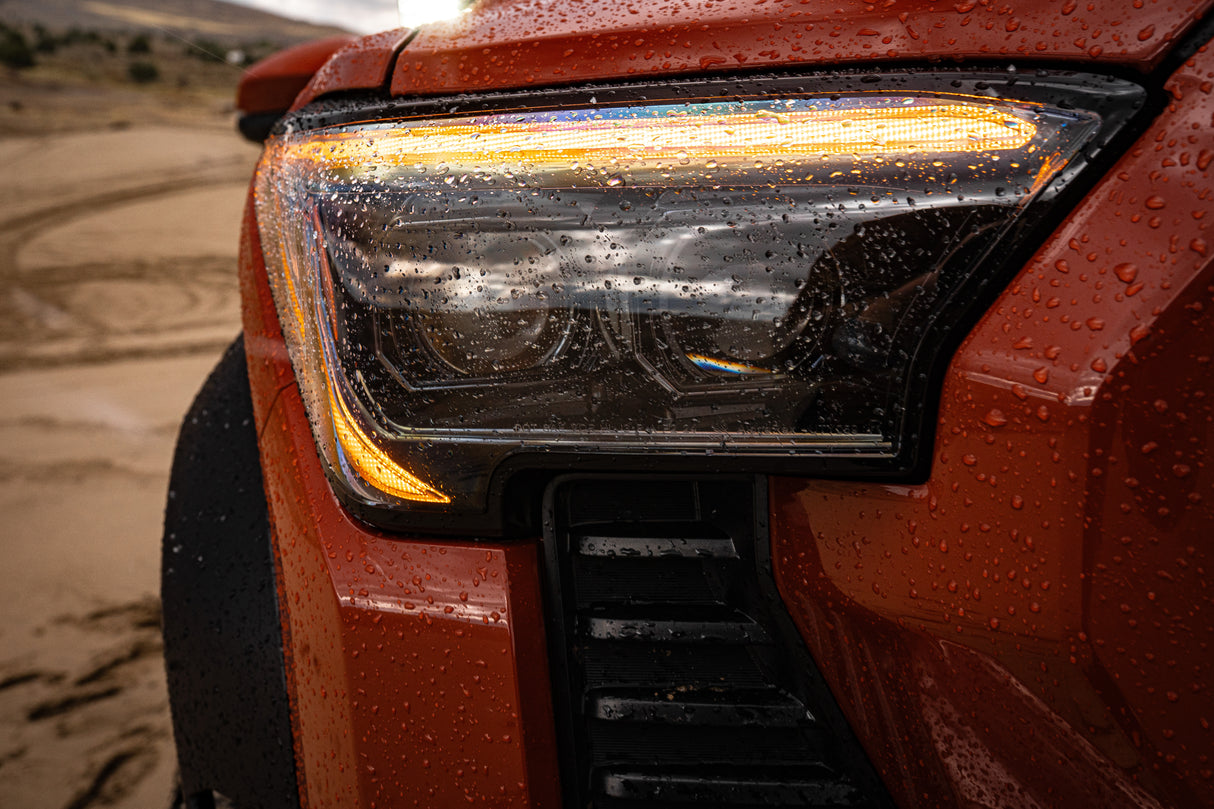 24-25 Toyota Tacoma / 25-up 4Runner LUXX-Series LED Projector Headlights Black