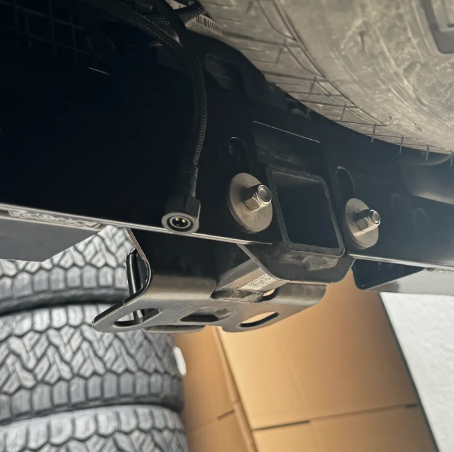 2020-2025 JEEP GLADIATOR HITCH BAR KIT