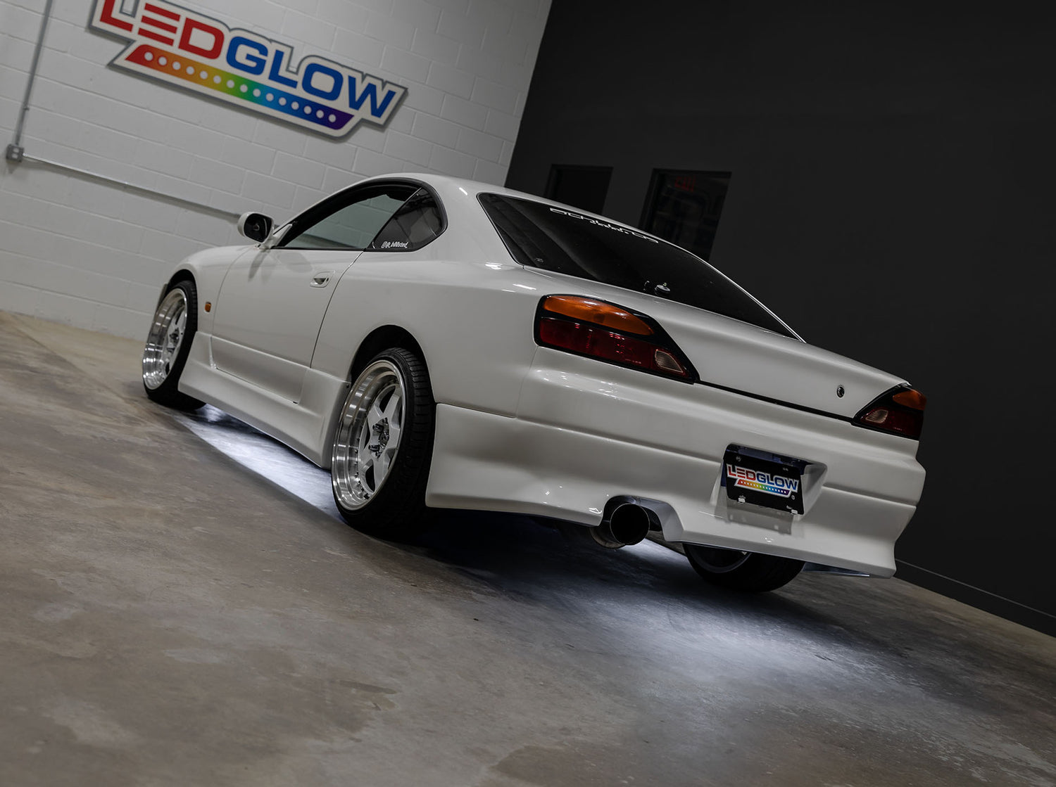 White LED Flexible Slimline Car Underbody Lighting Kit
