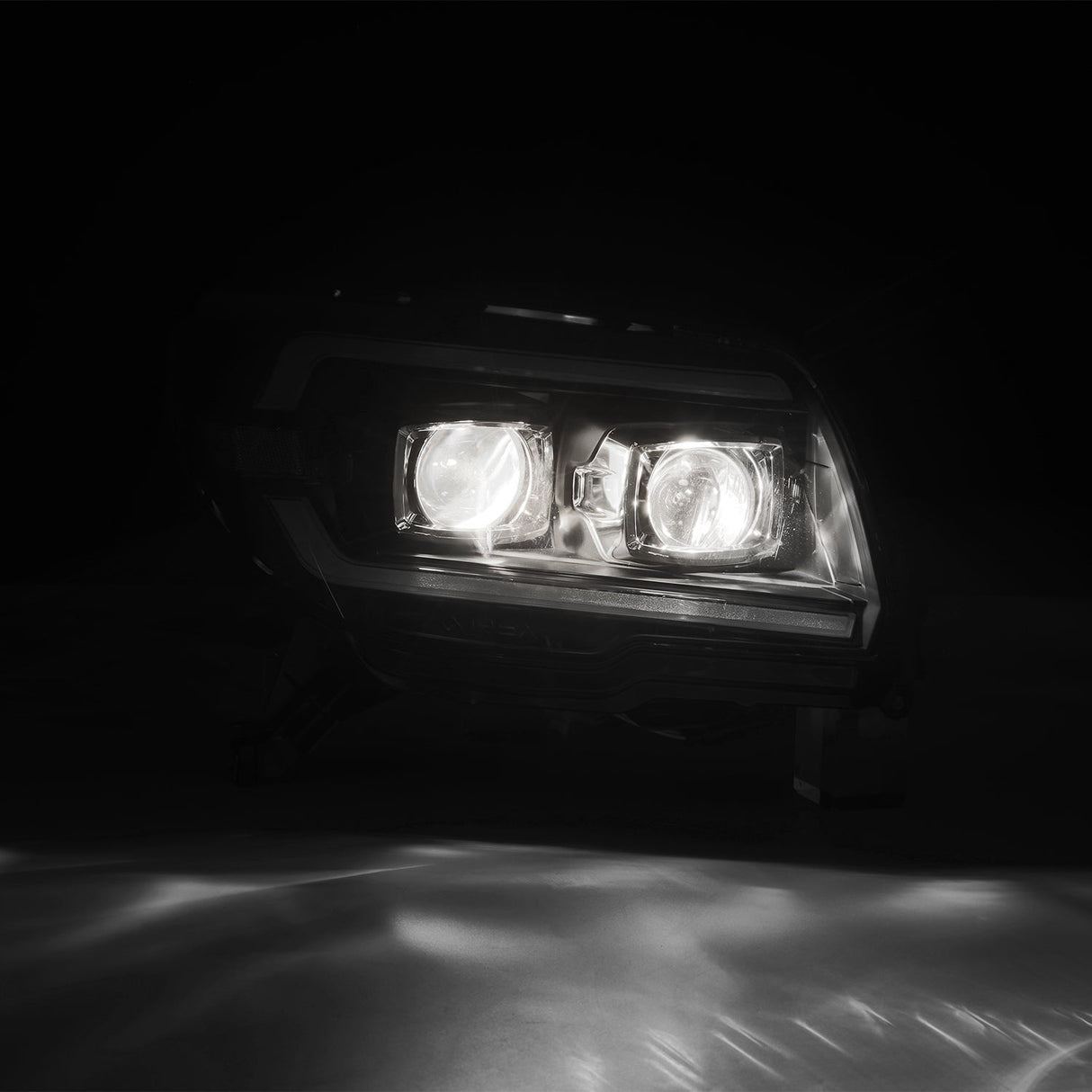 PRE-ORDER: 03-09 Toyota 4Runner LUXX-Series LED Projector Headlights Black (ETA late Jun)