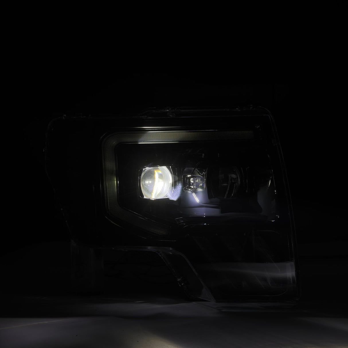 09-14 Ford F150 MKII LUXX-Series LED Projector Headlights Chrome