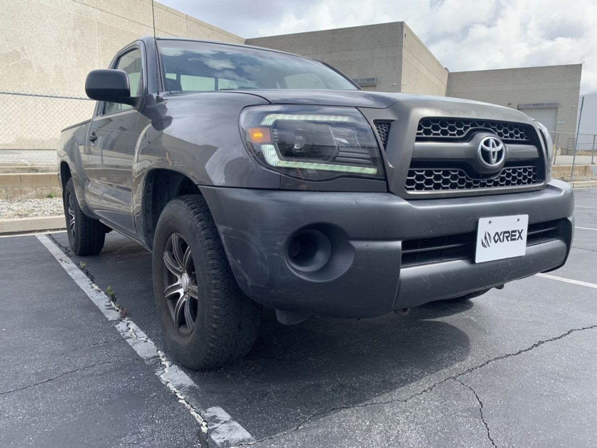 05-11 Toyota Tacoma LUXX-Series LED Projector Headlights Black