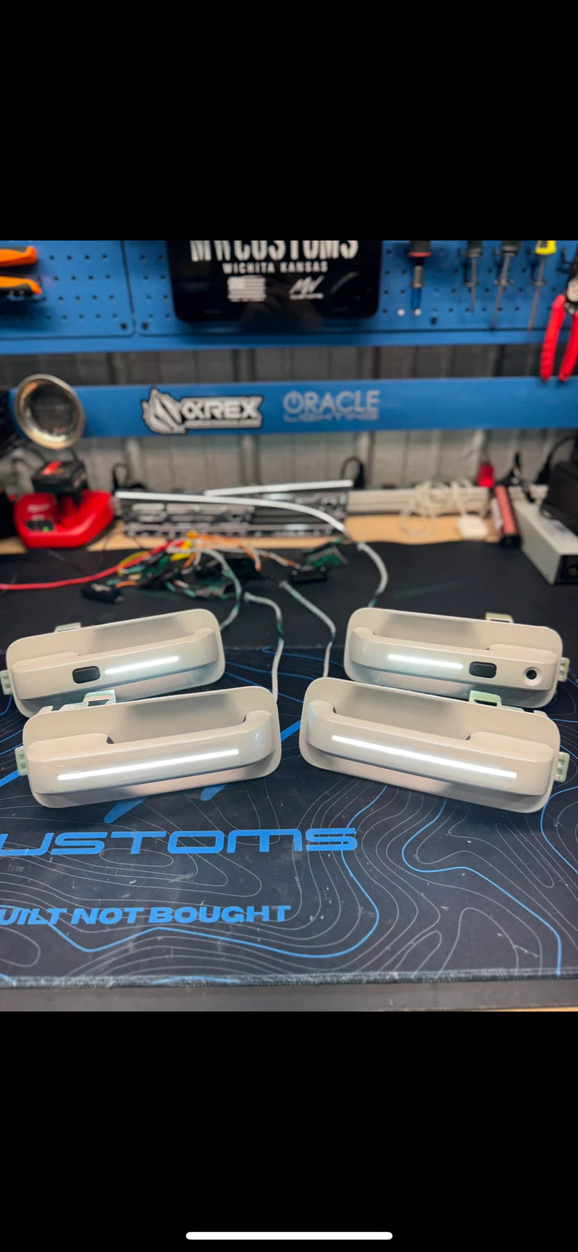 2017-22 FORD SUPER DUTY SWITCHBACK DOOR HANDLES