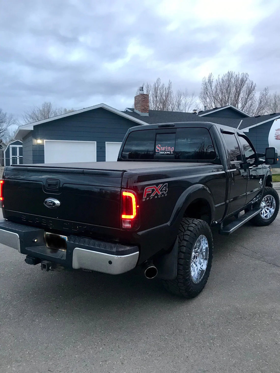 Ford Super Duty 08-16 F-250/F-350/F-450/F-550 Tail Lights OLED in Smoked