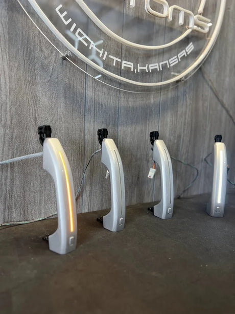 19+ GM SWITCHBACK DOOR HANDLES