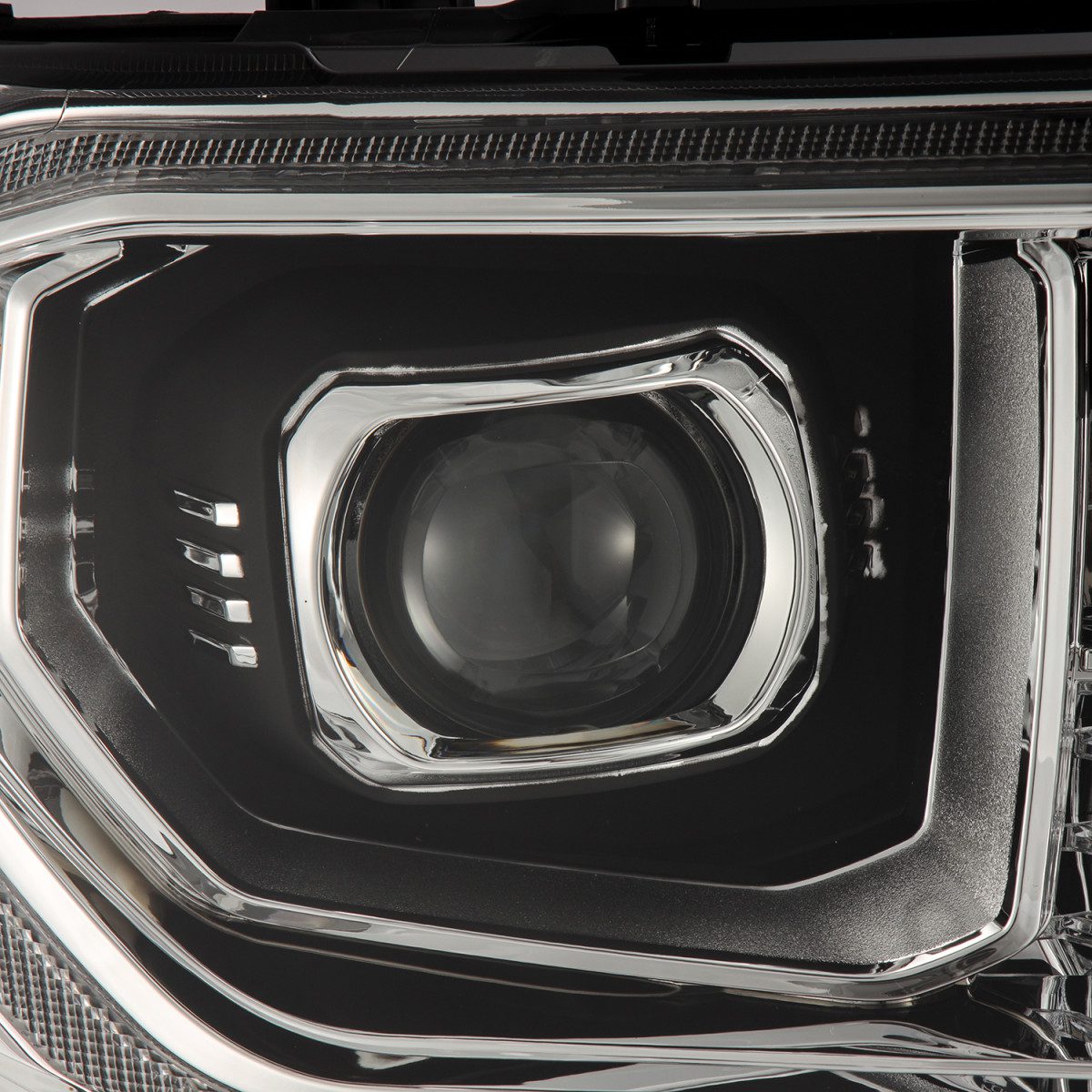 07-13 Toyota Tundra/08-17 Toyota Sequoia MK II LUXX-Series LED Projector Headlights Chrome (With Level Adjuster)