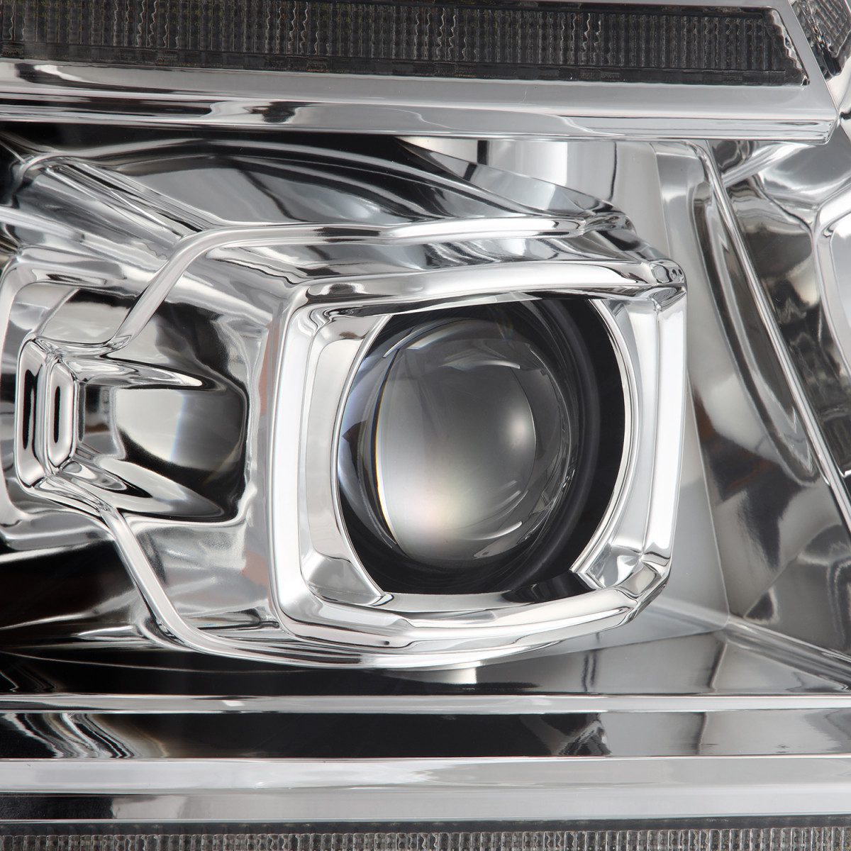 04-08 Ford F150 / 06-08 Lincoln Mark LT LUXX-Series LED Projector Headlights Chrome