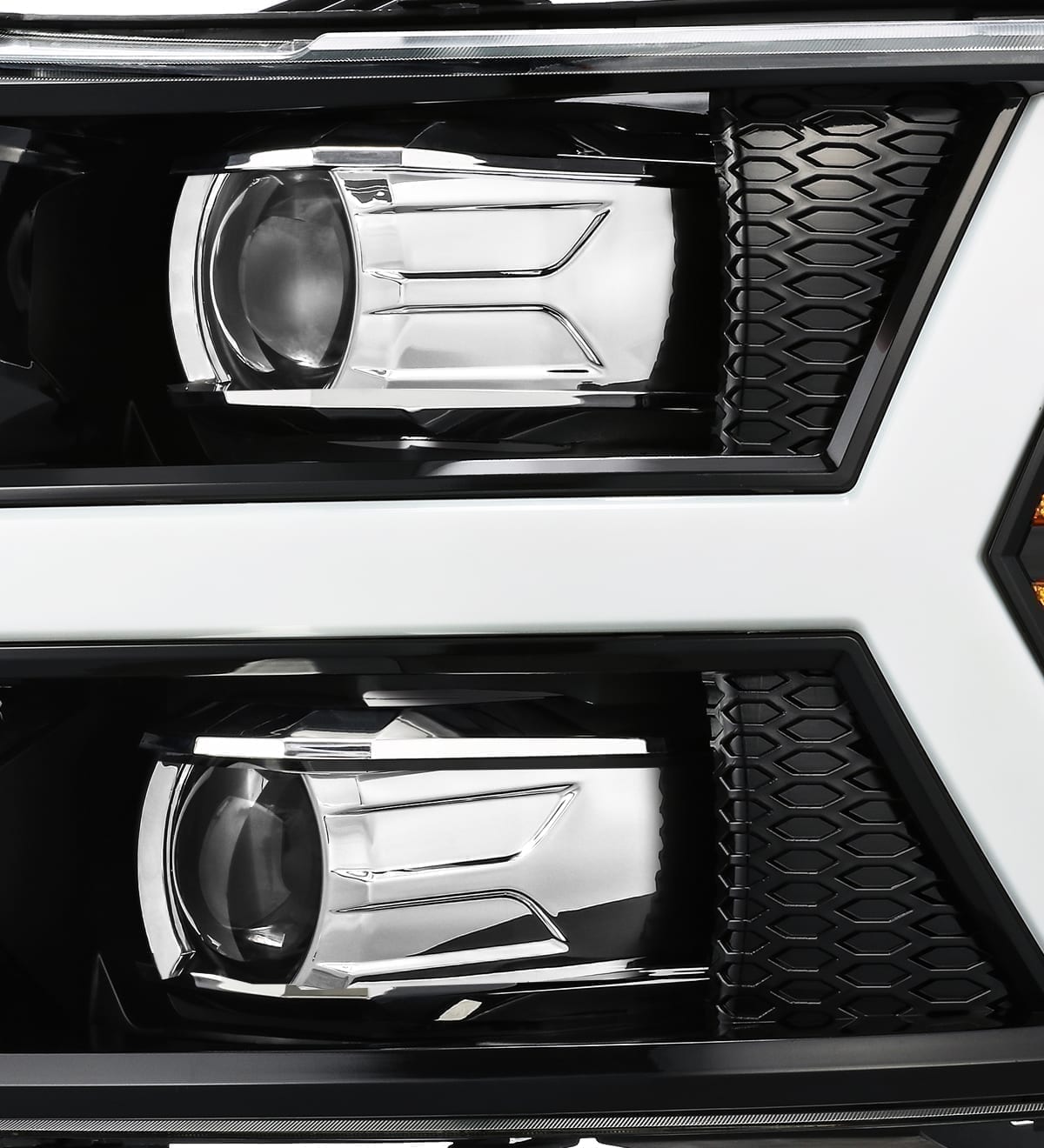 07-13 Chevrolet Silverado LUXX-Series LED Projector Headlights Jet Black