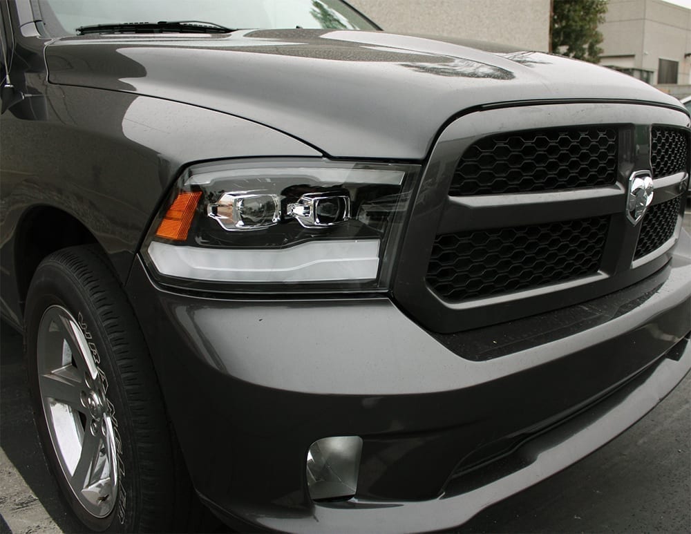 09-18 Ram Truck LUXX-Series LED Projector Headlights Black