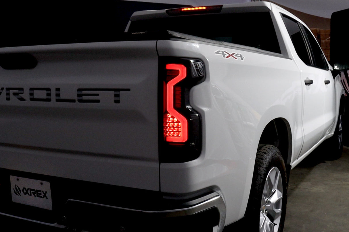 19-23 Chevrolet Silverado 1500 / 20-23 Silverado 2500HD/3500HD PRO-Series LED Tail Lights Red Smoke