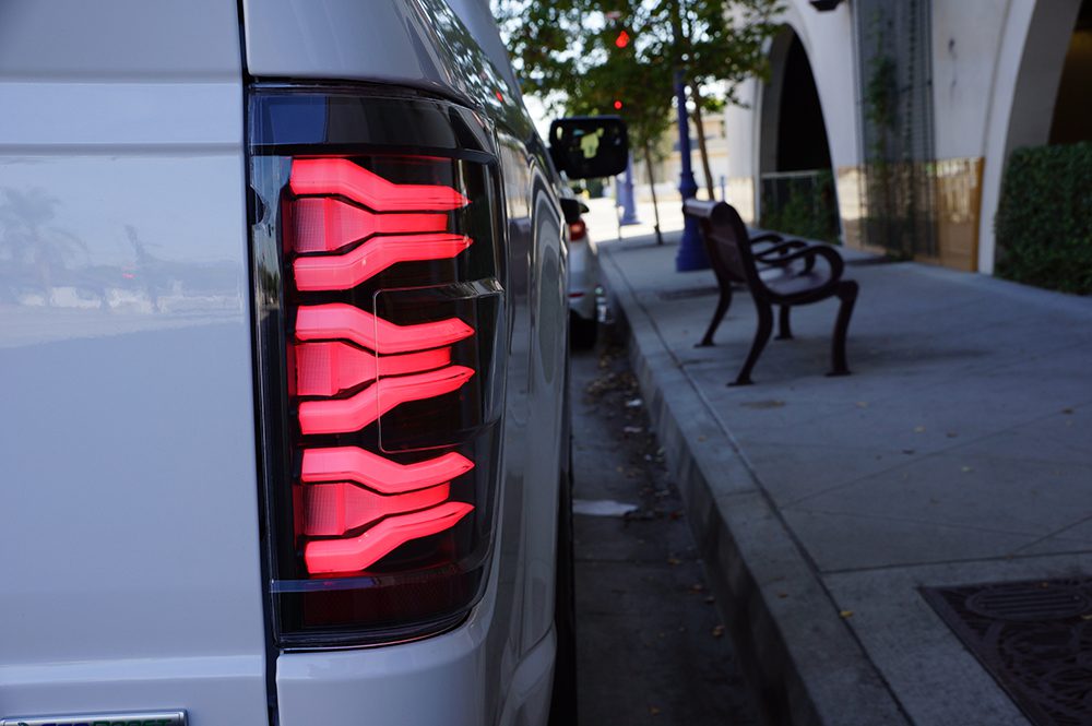 21-23 Ford F150 LUXX-Series LED Tail Lights Black-Red