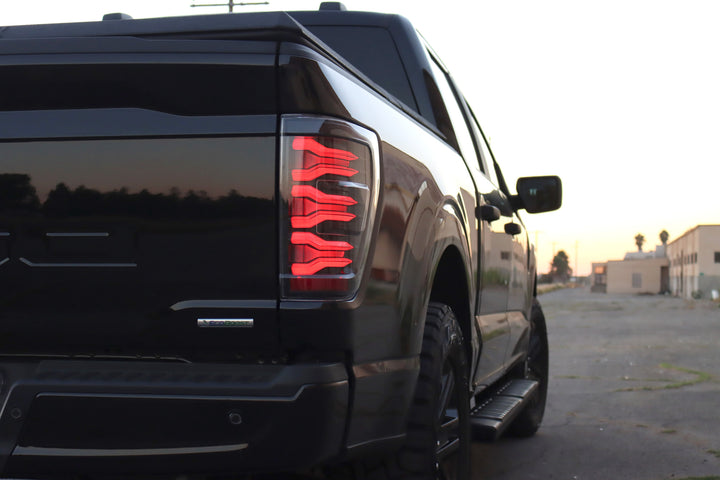 21-23 Ford F150 LUXX-Series LED Tail Lights Black-Red