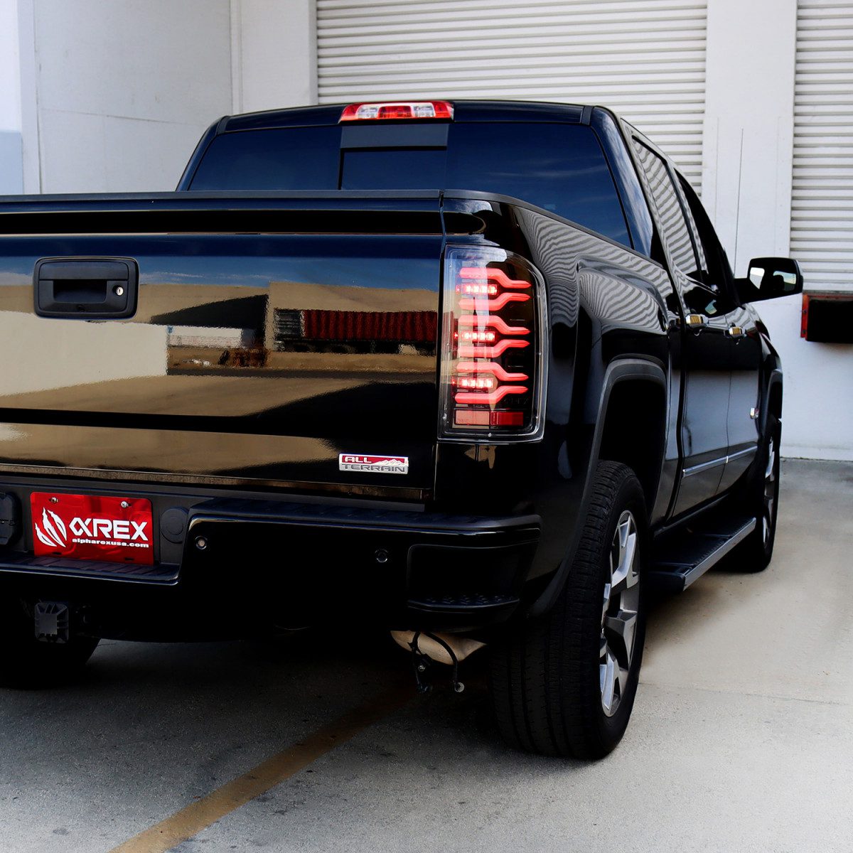 14-18 GMC Sierra 1500/2500HD/3500HD LUXX-Series LED Tail Lights Black