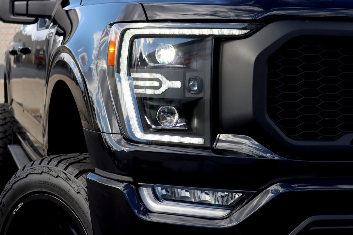 21-23 Ford F150 / 21-23 Ford F150 Raptor LUXX-Series LED Projector Headlights Alpha-Black