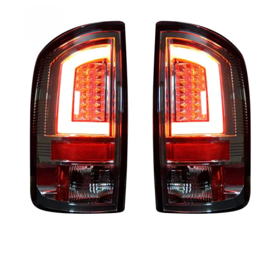 Dodge RAM 2500/3500 03-06 LED Tail Lights in Clear