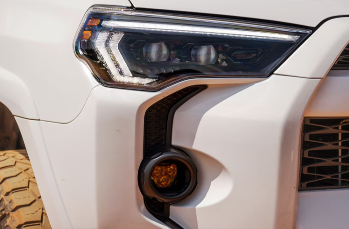 Toyota 4Runner (14-24) XB Evo Hybrid LED Headlights