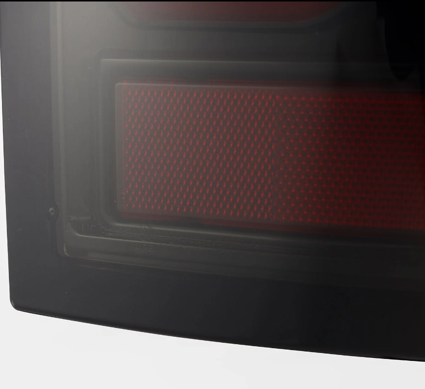 19-24 Ram 2500/3500 LUXX-Series LED Tail Lights Black-Red