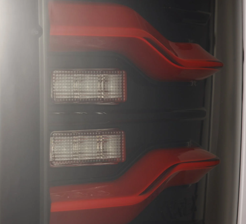 19-24 Ram 2500/3500 LUXX-Series LED Tail Lights Black-Red