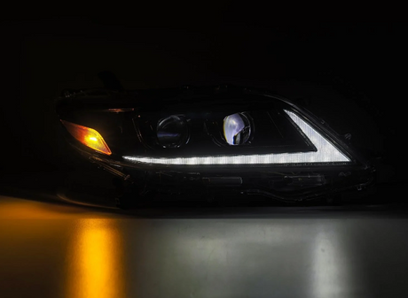 11-20 Toyota Sienna LUXX-Series Projector Headlights Alpha-Black