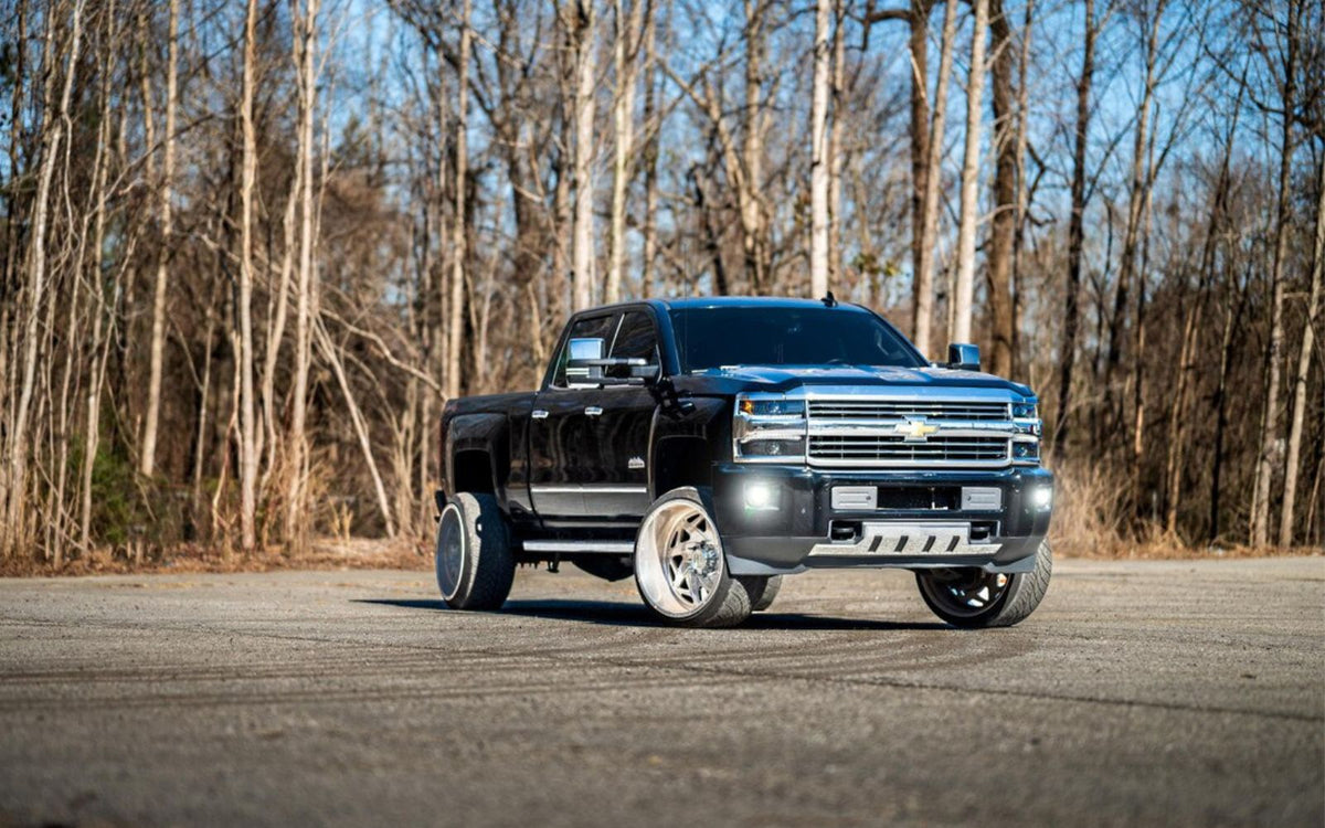 Chevrolet Silverado HD Lighting – Customs Unlimited LLC